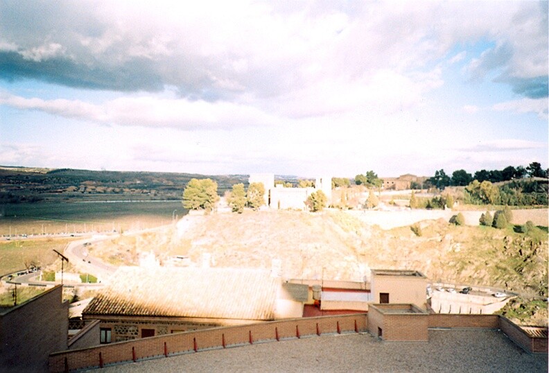 Jour 24 : Ensoleillee - Tolède, Espagne #Lomo #LCA